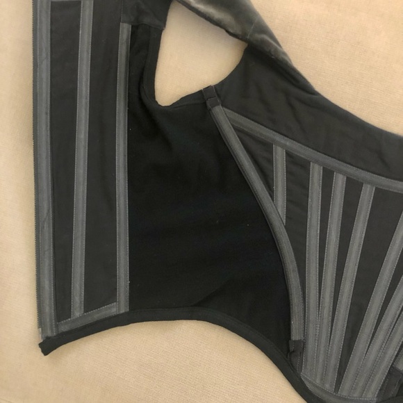 Like New 1994 iconic Vivienne Westwood Corset 🔸size 42 - Picture 9 of 11